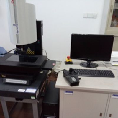 Projection measuring instrument